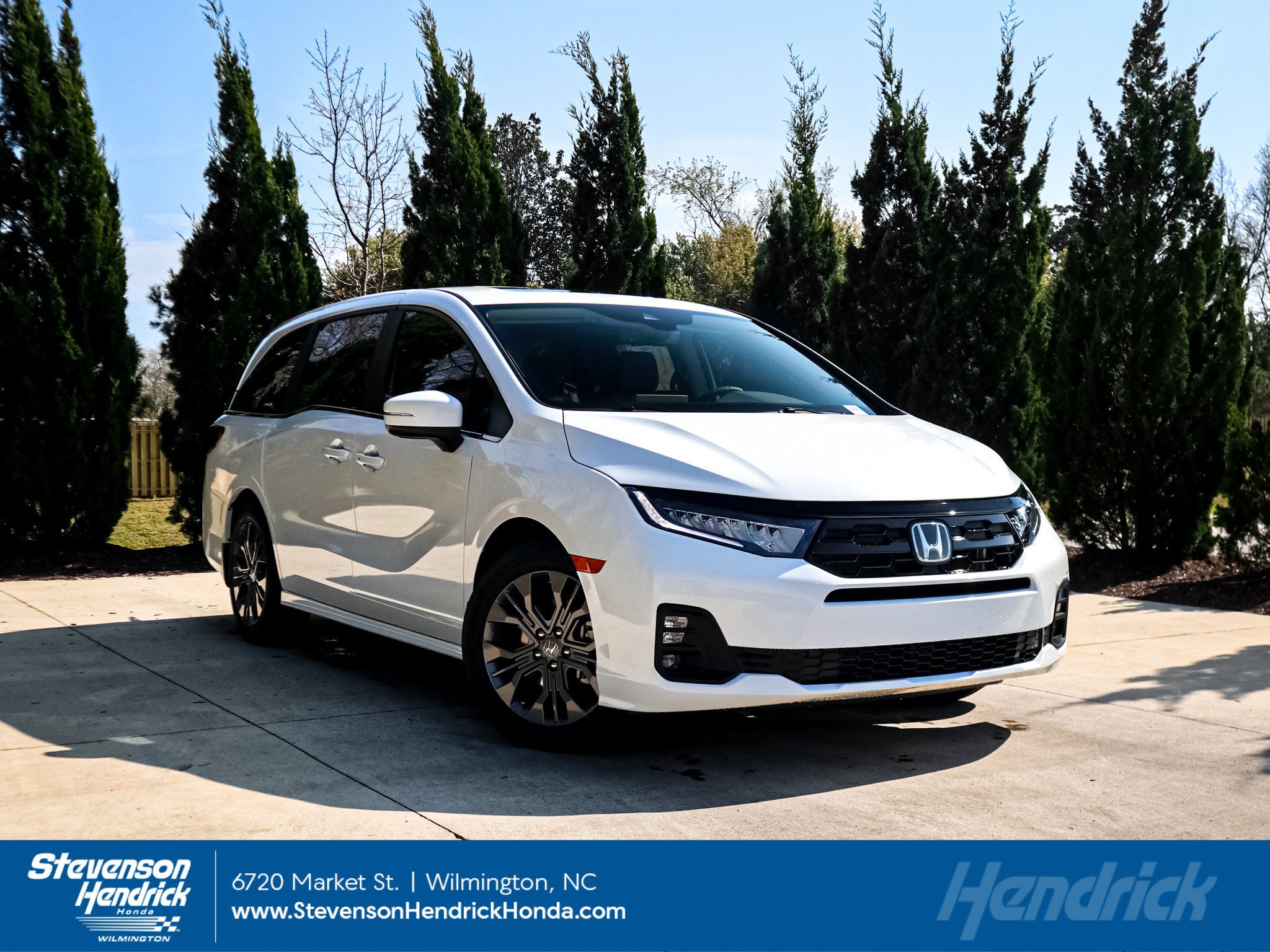 New 2026 Honda Odyssey Touring image 1
