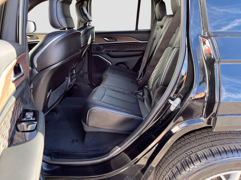 Used 2023 Jeep Grand Cherokee Summit image 26
