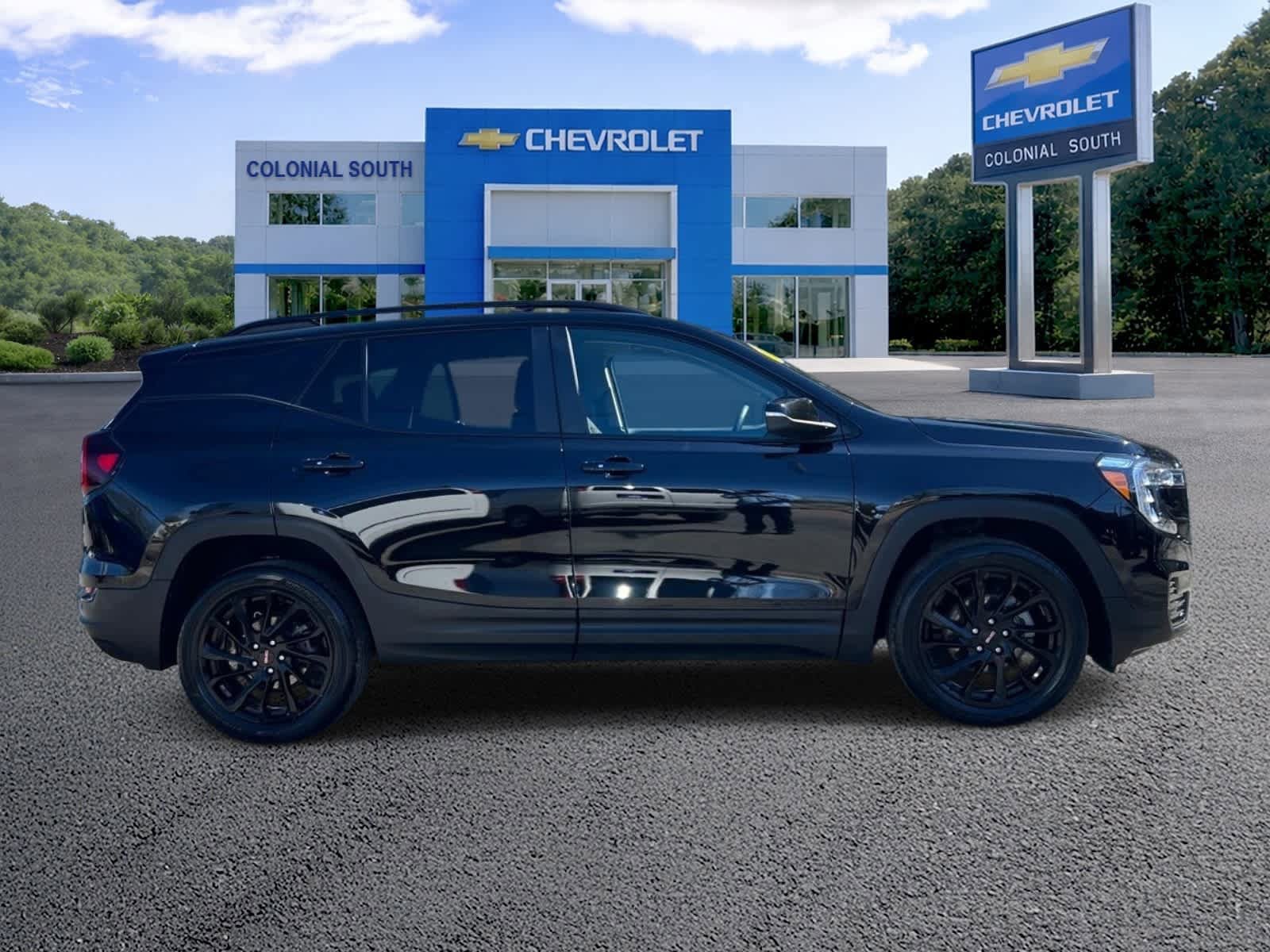 Certified 2023 GMC Terrain SLE w/ Elevation Edition AWD/4WD image 7