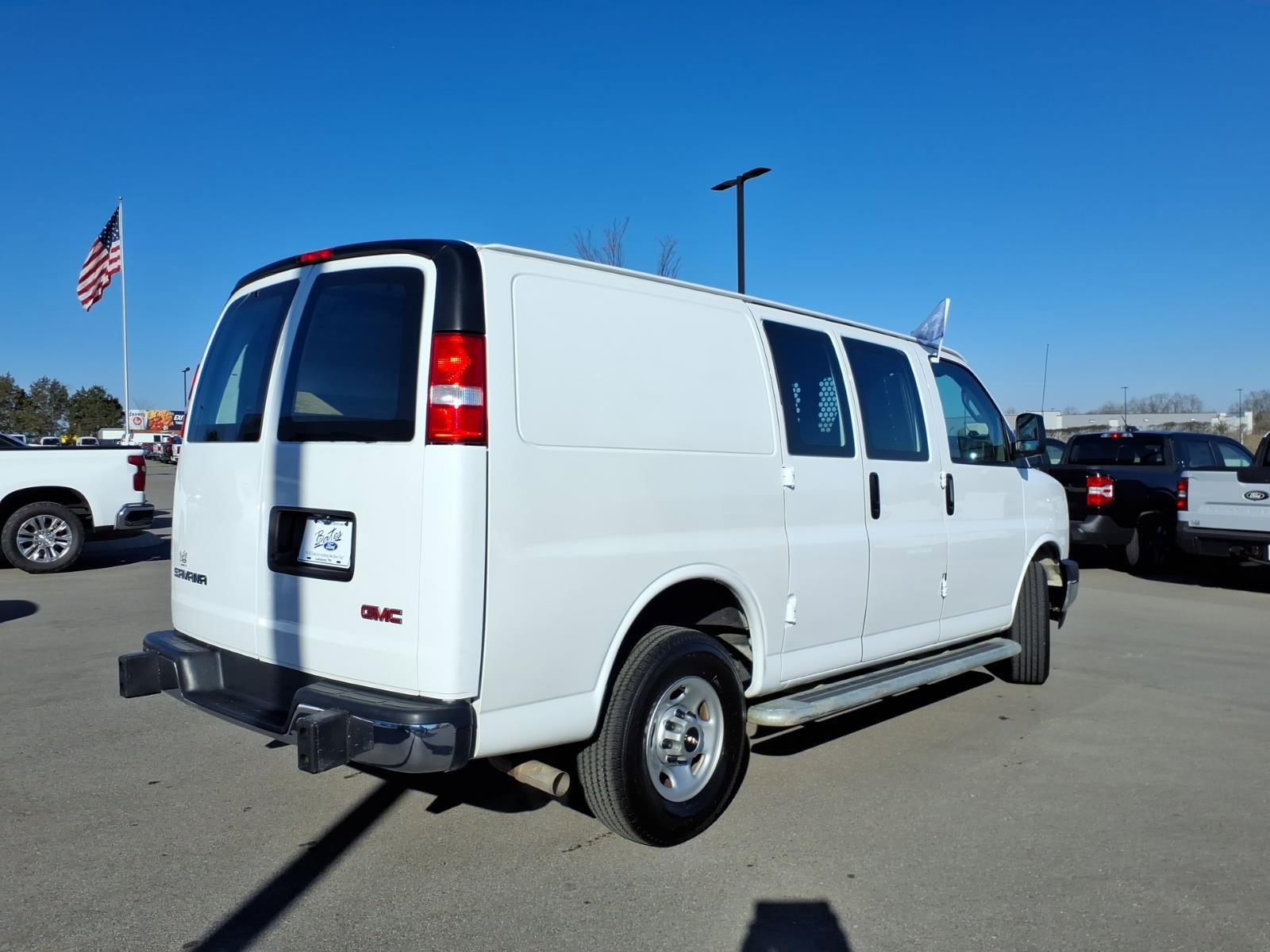 Used 2024 GMC Savana 2500 w/ Driver Convenience Package RWD image 3