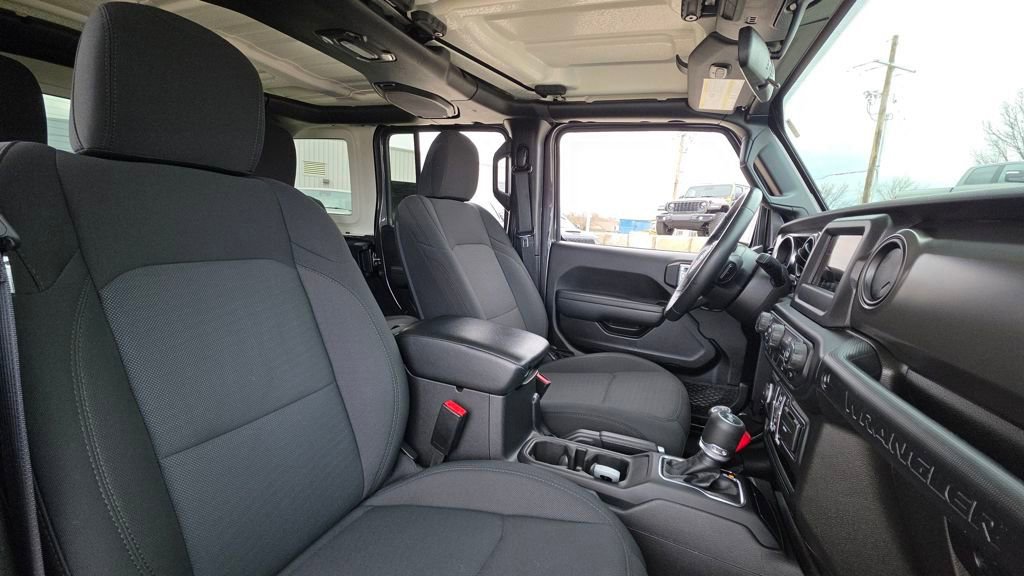 Used 2022 Jeep Wrangler Unlimited Sport image 12