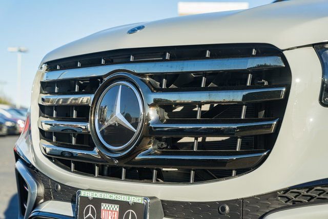 New 2026 Mercedes-Benz GLS 450 4MATIC image 13