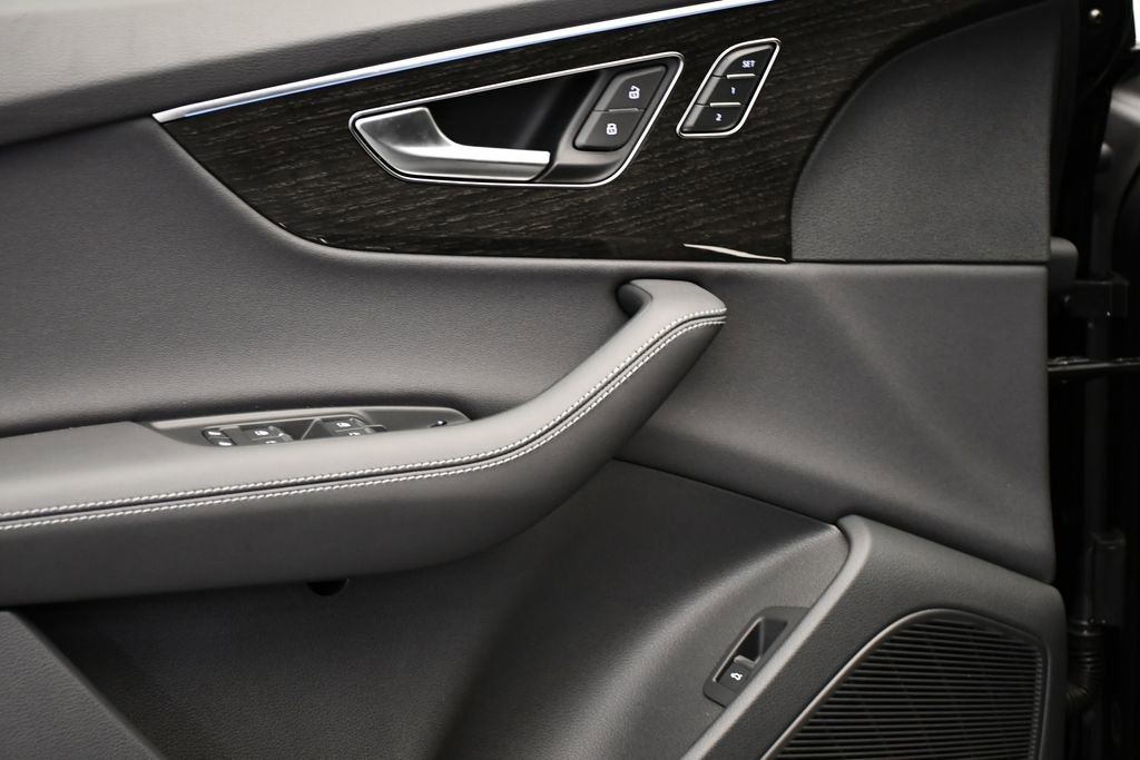 New 2026 Audi Q7 3.0T Premium Plus image 32