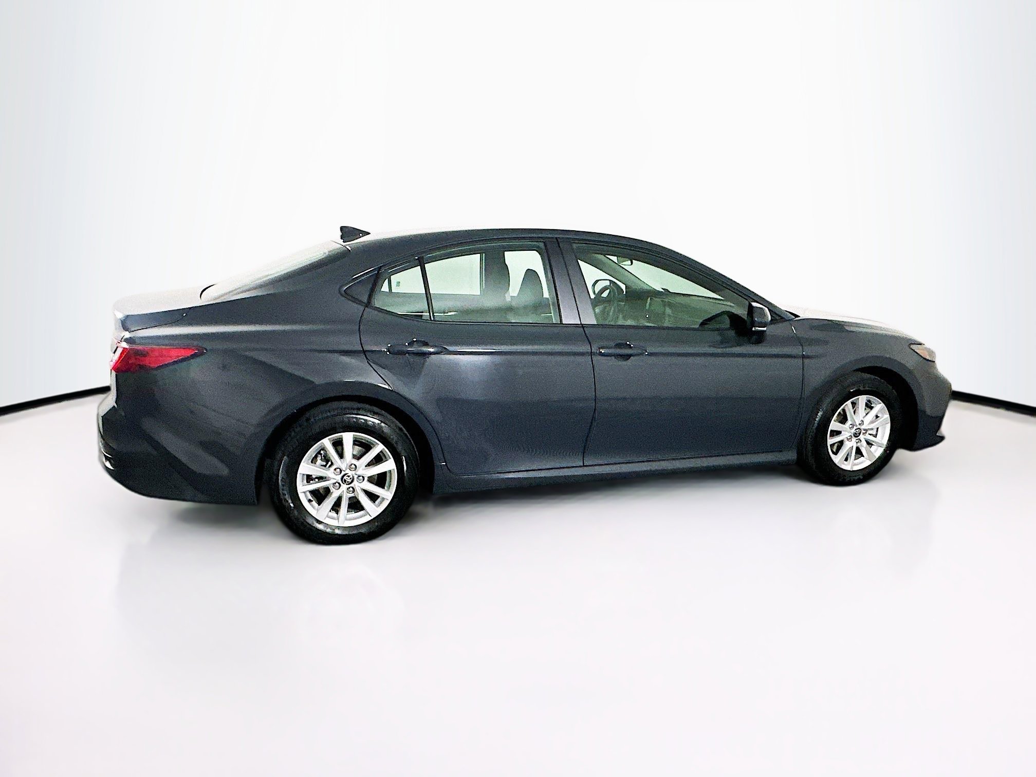Used 2026 Toyota Camry LE image 10