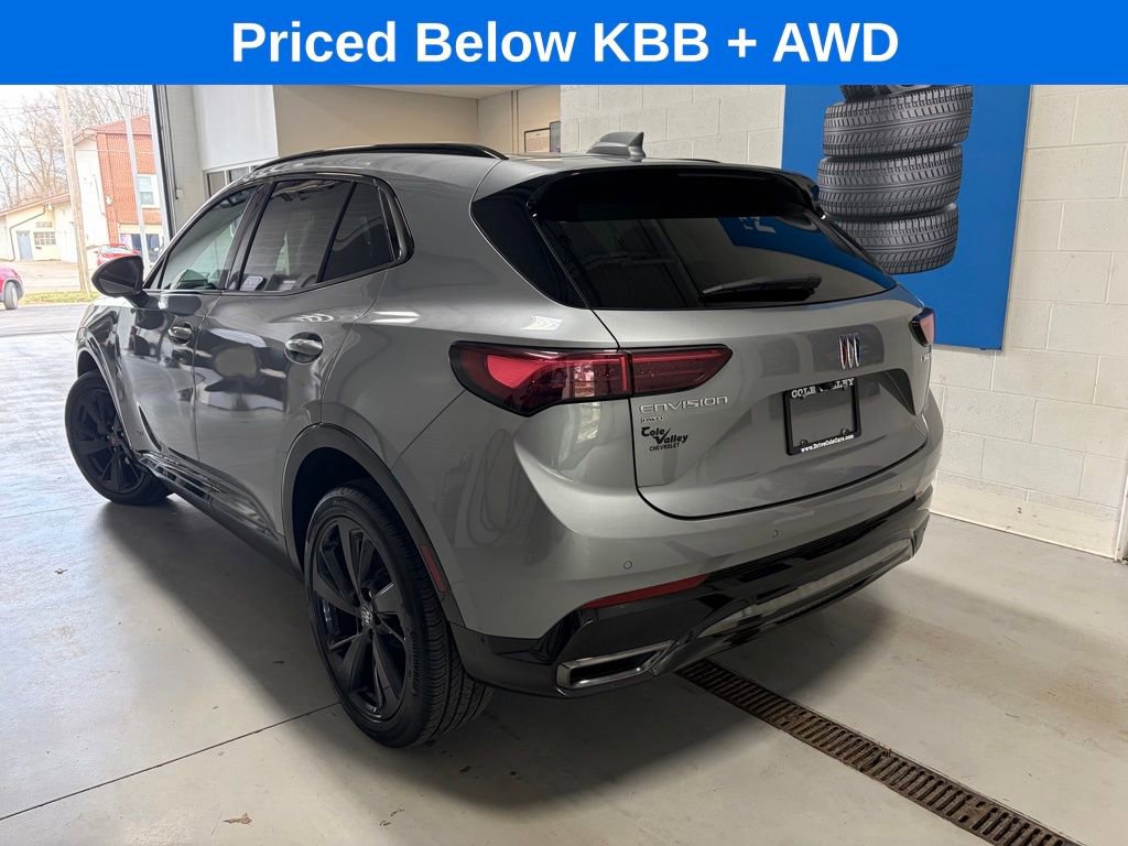 Used 2025 Buick Envision Sport Touring image 8