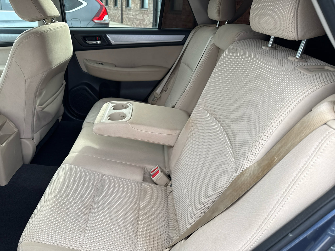 Used 2017 Subaru Outback 2.5i Premium image 34