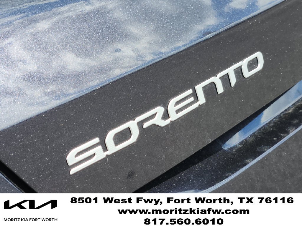 Certified 2025 Kia Sorento EX FWD image 14
