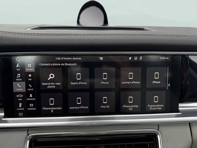 Used 2017 Porsche Panamera image 31