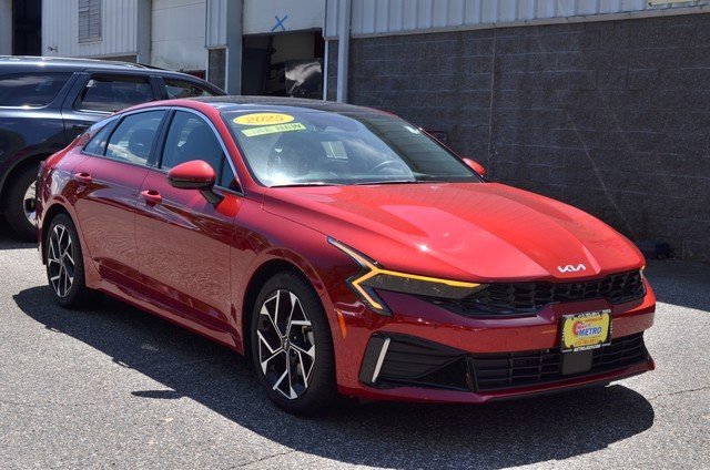 Used 2025 Kia K5 EX image 2