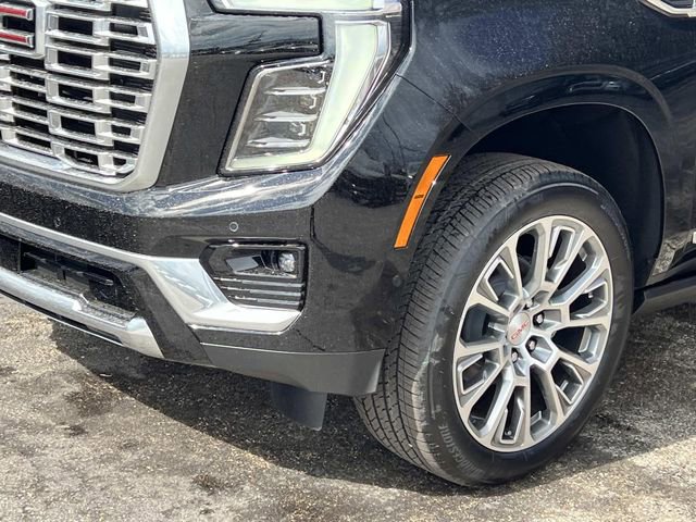 New 2026 GMC Yukon XL Denali w/ Denali Reserve Package image 9
