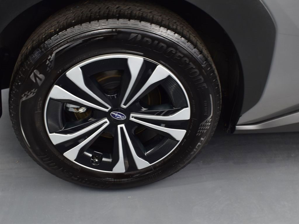 Used 2025 Subaru Solterra Premium w/ Premium Package image 8