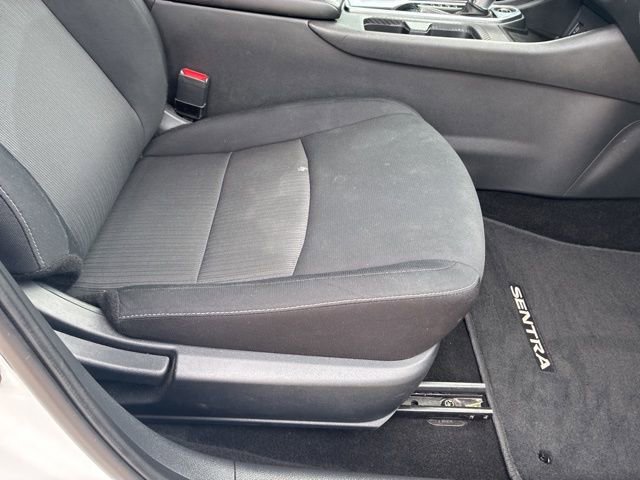 Used 2024 Nissan Sentra SV w/ Lighting Package image 11