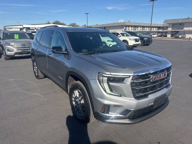 Used 2025 GMC Acadia Elevation