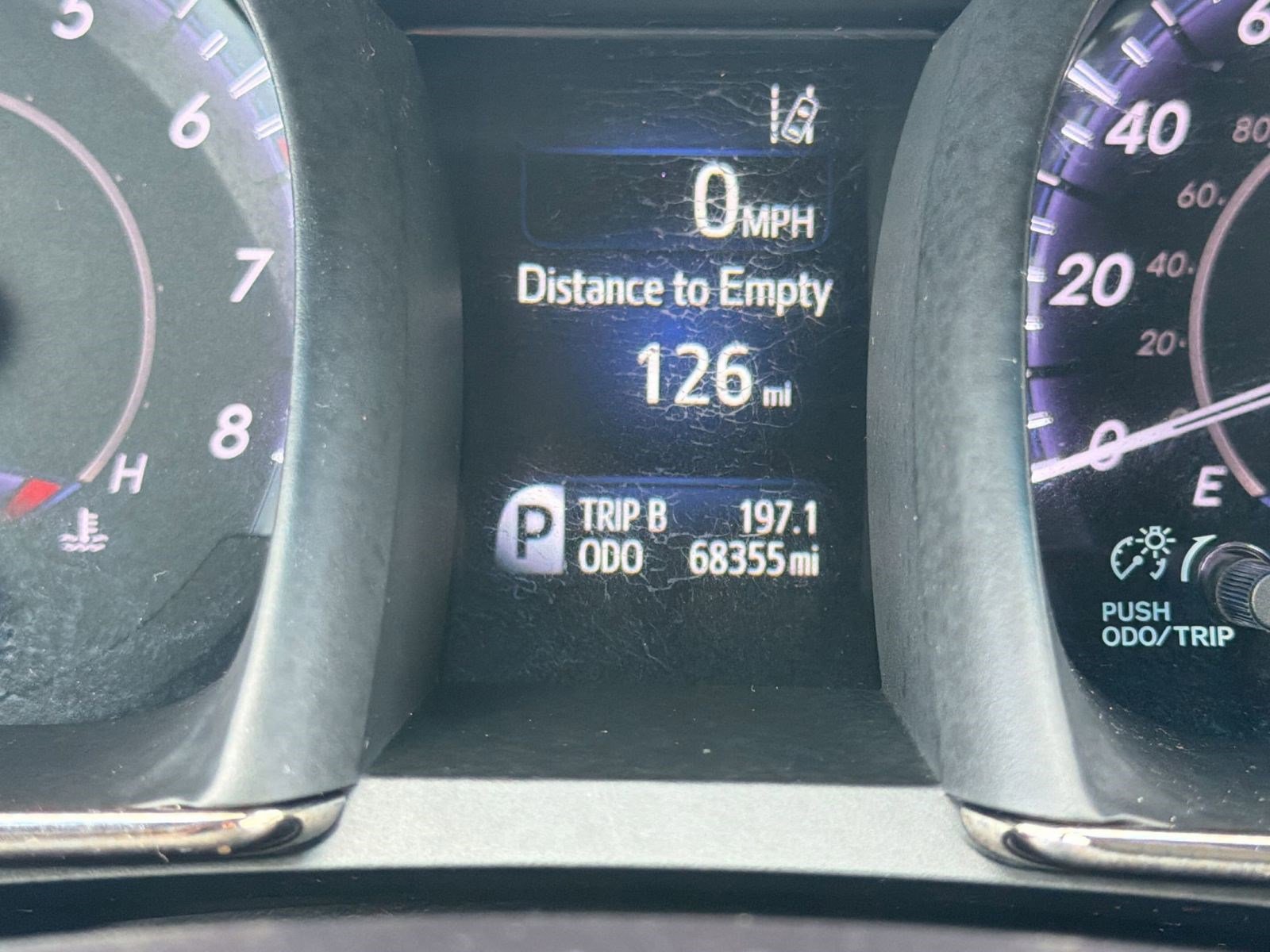 Used 2016 Toyota Avalon Limited FWD image 21