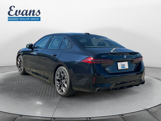 New 2026 BMW 550e xDrive w/ Executive Package image 4