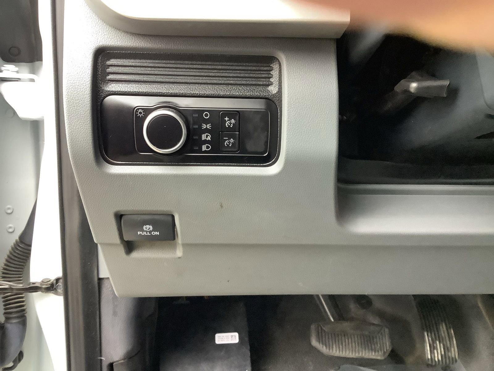 Used 2023 Ford F350 XL AWD/4WD image 13