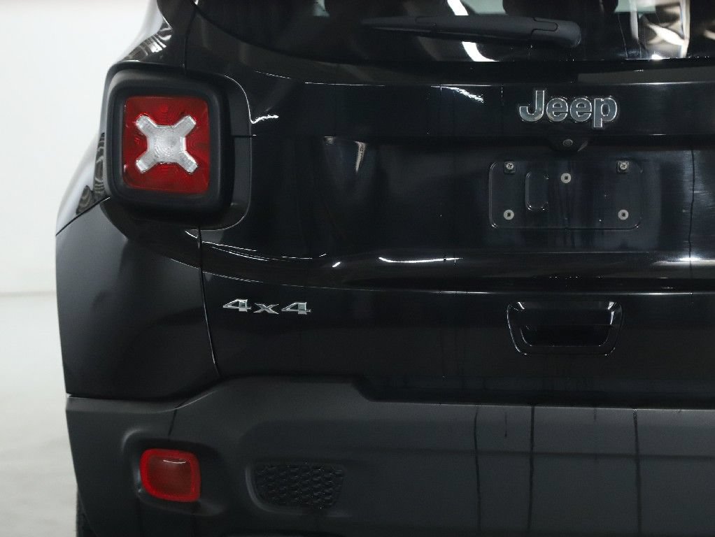 Used 2023 Jeep Renegade Latitude AWD/4WD image 40
