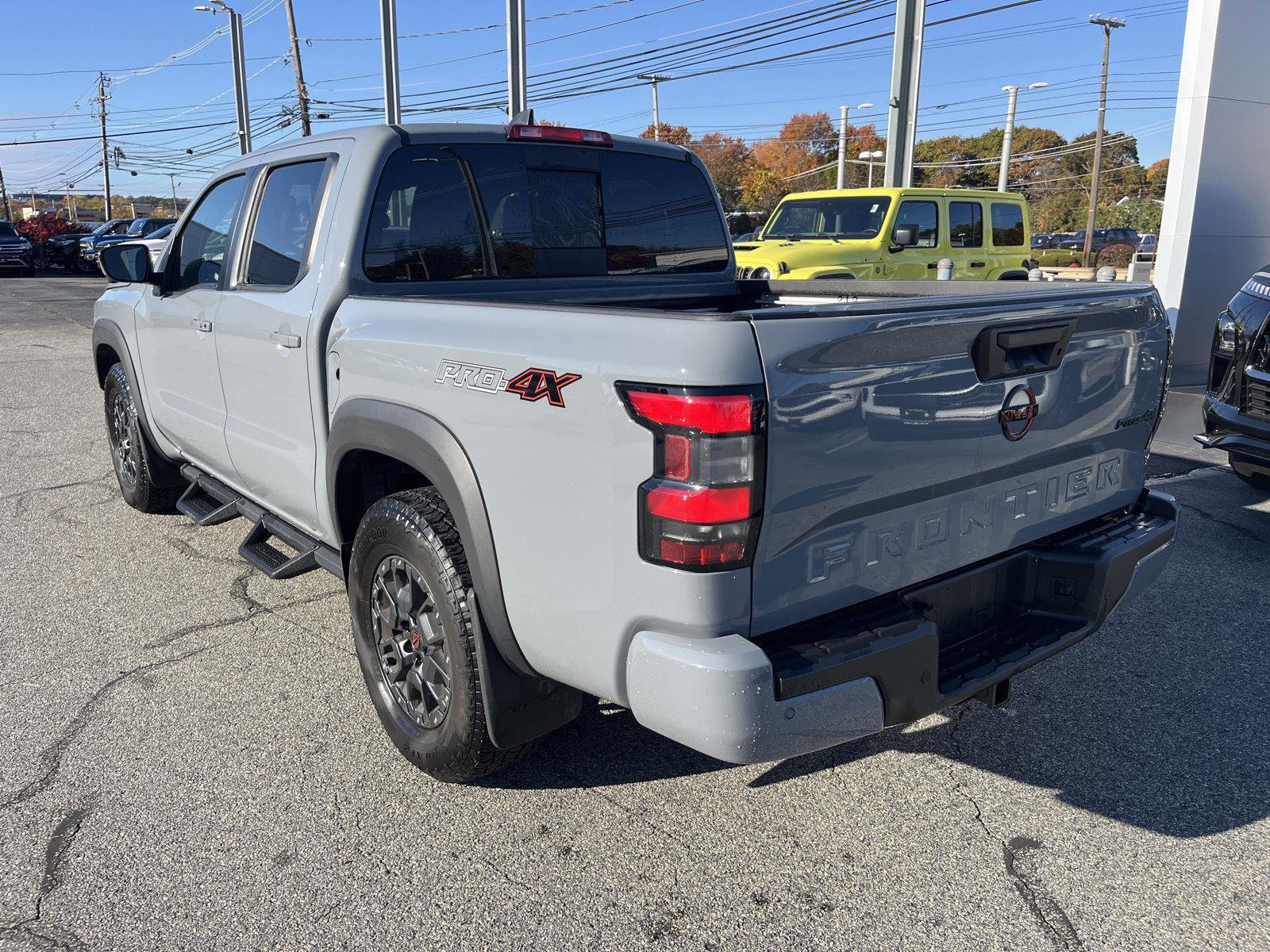 Used 2024 Nissan Frontier PRO-4X w/ Pro Premium Package image 5
