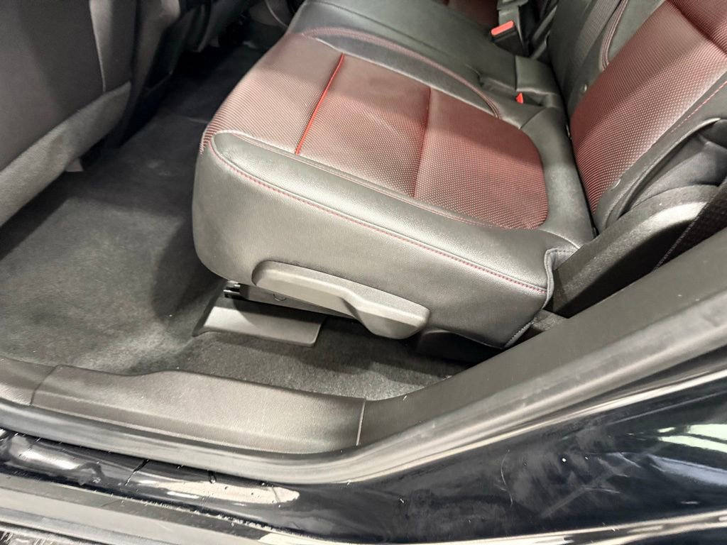 Used 2025 Chevrolet Blazer RS image 18