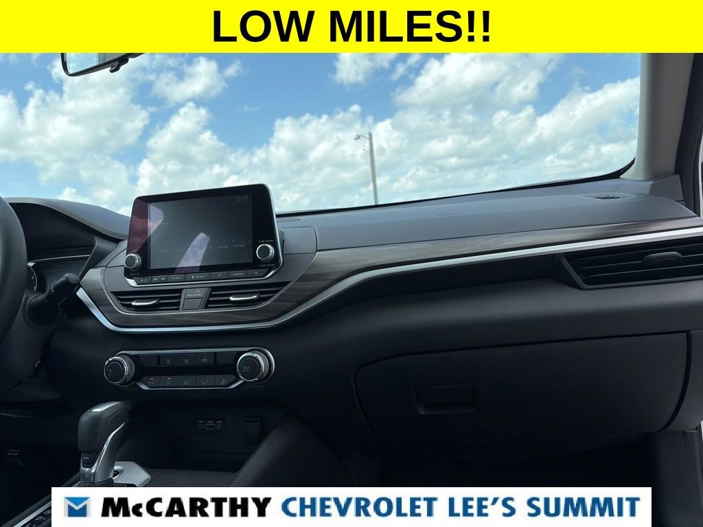 Used 2025 Nissan Altima 2.5 SV image 28