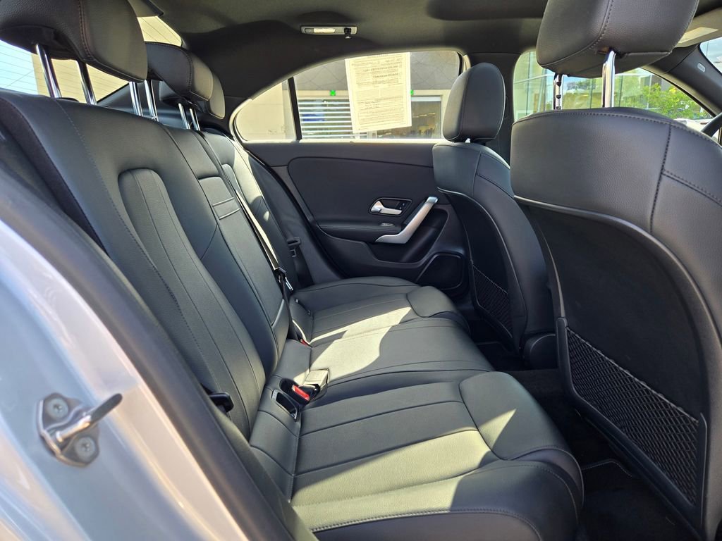 Used 2022 Mercedes-Benz A 220 4MATIC image 13