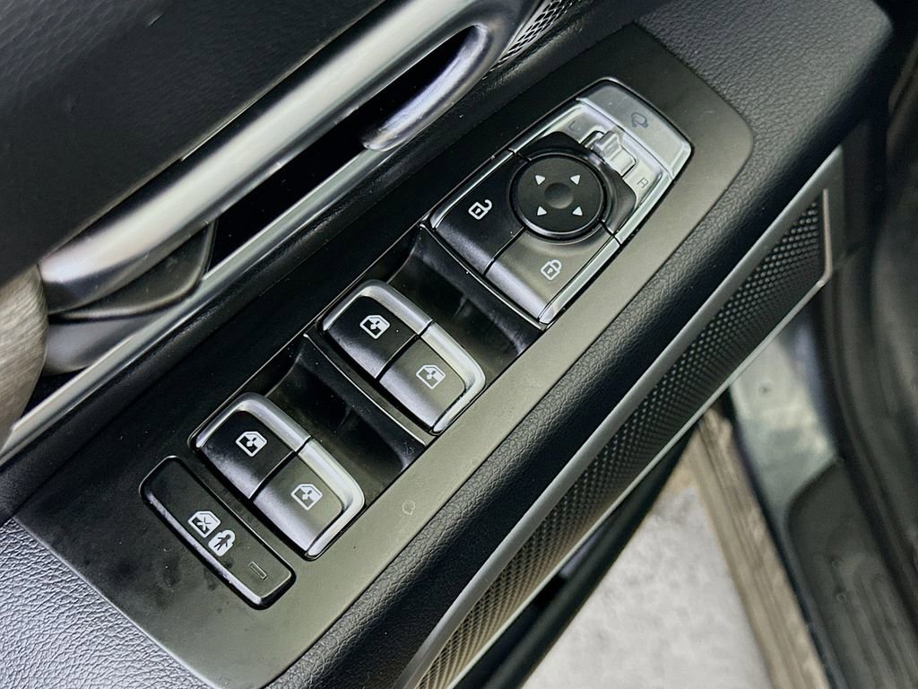 Used 2022 Kia Telluride EX w/ EX Premium Package image 21