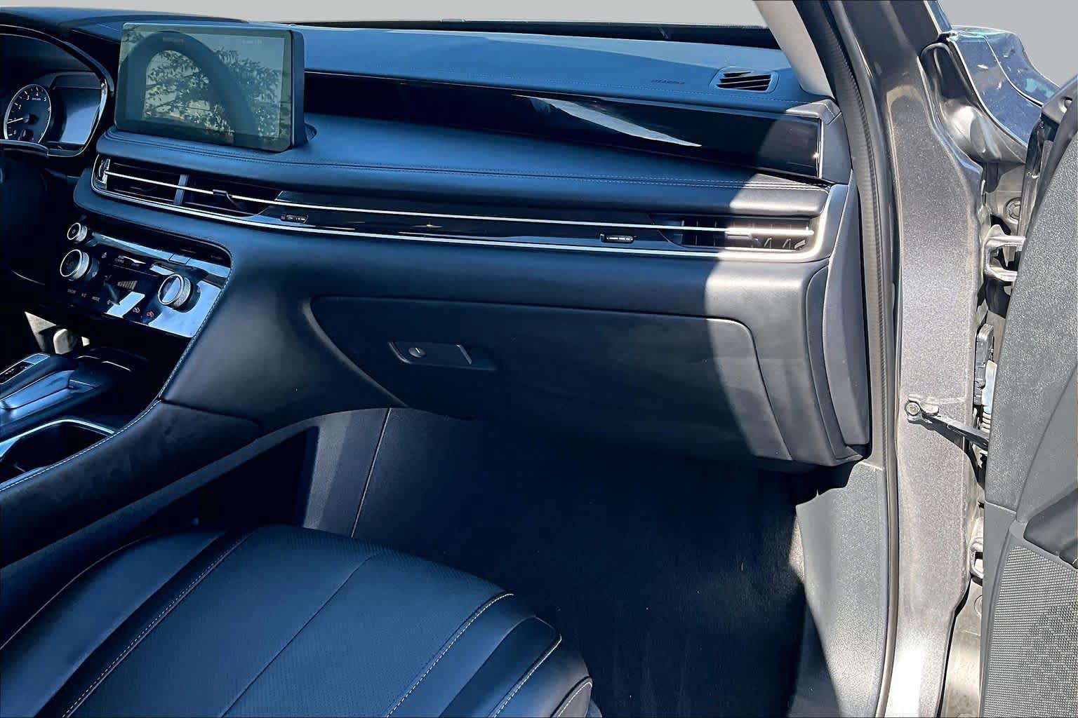 Used 2024 INFINITI QX60 Pure FWD image 19