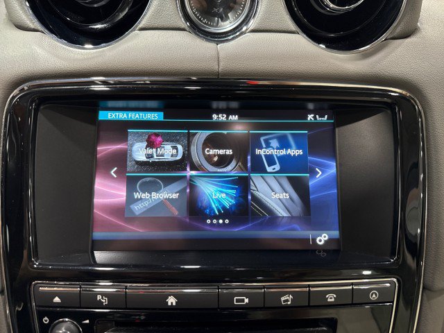 Used 2016 Jaguar XJ R-Sport RWD image 74