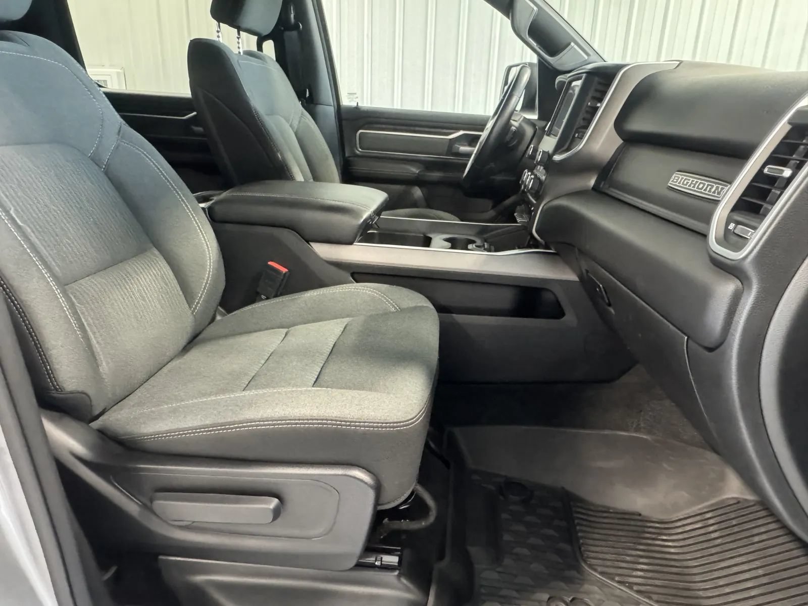 Used 2022 RAM 1500 Big Horn AWD/4WD image 24