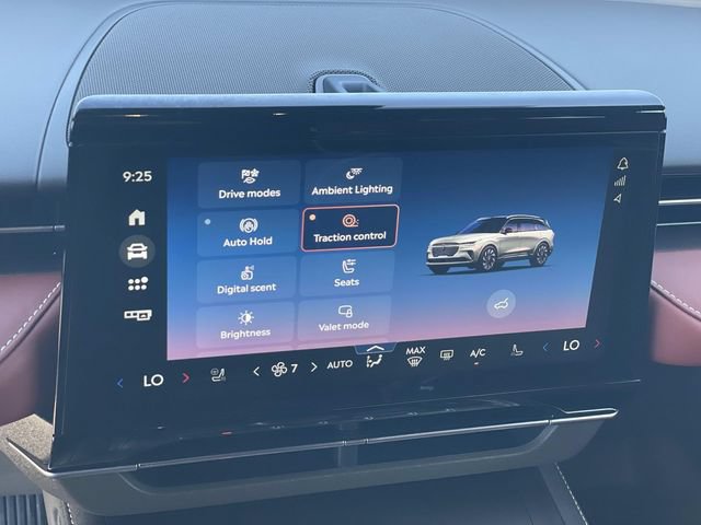 Used 2025 Lincoln Nautilus Black Label w/ Jet Appearance Package AWD/4WD image 12