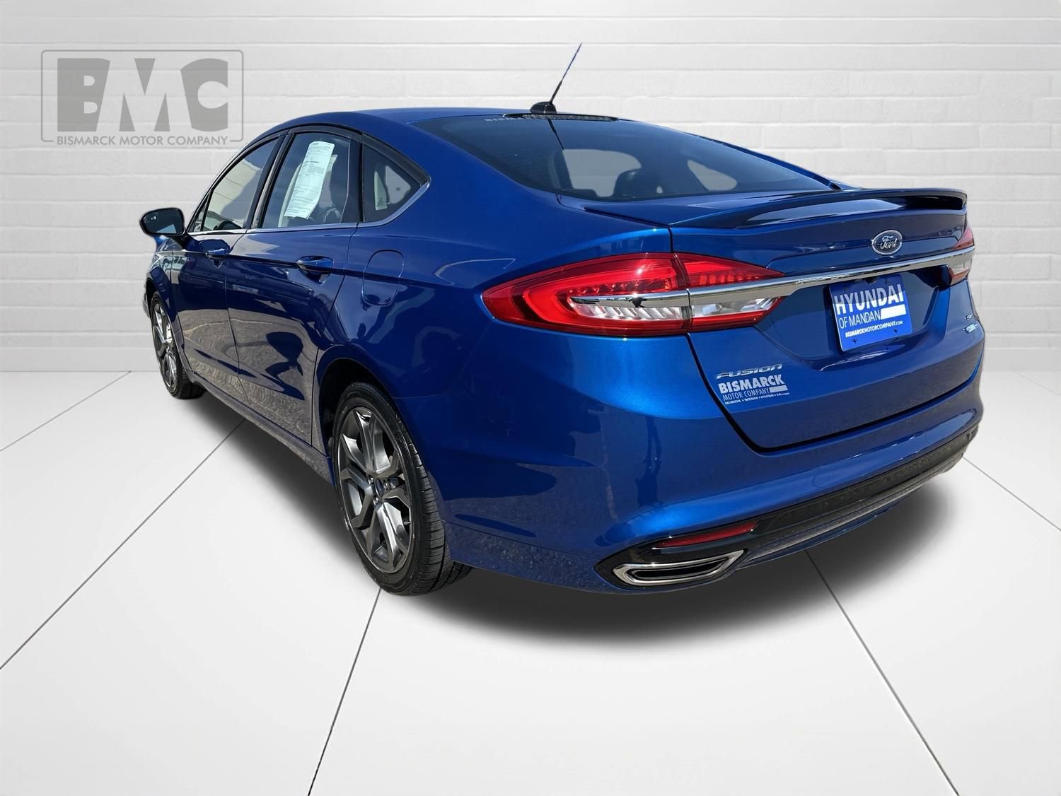 Used 2017 Ford Fusion SE w/ Equipment Group 201A AWD/4WD image 4
