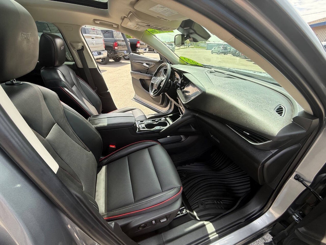 Used 2022 Buick Envision Essence w/ Sport Touring Package AWD/4WD image 14