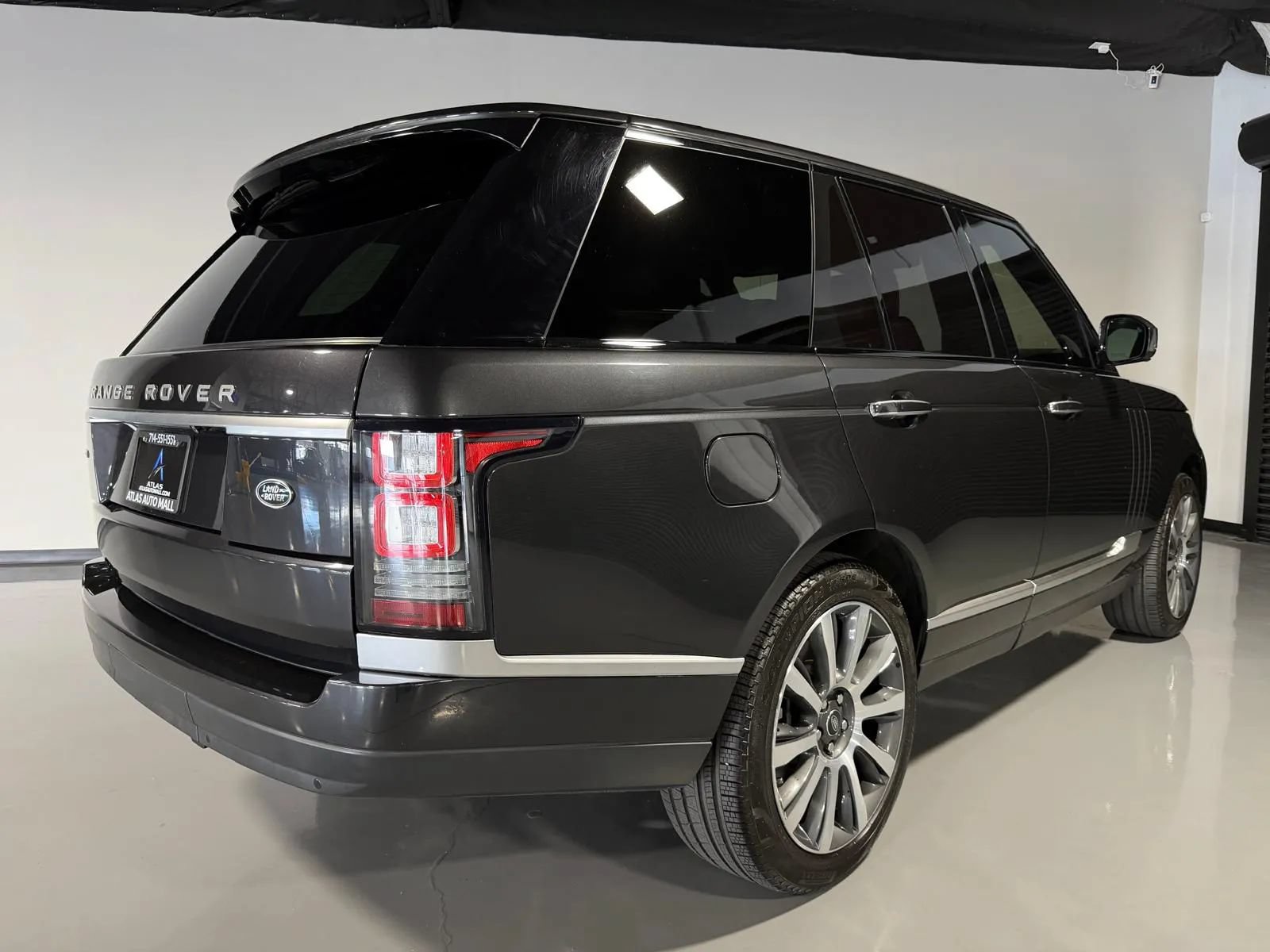 Used 2014 Land Rover Range Rover Autobiography AWD/4WD image 4