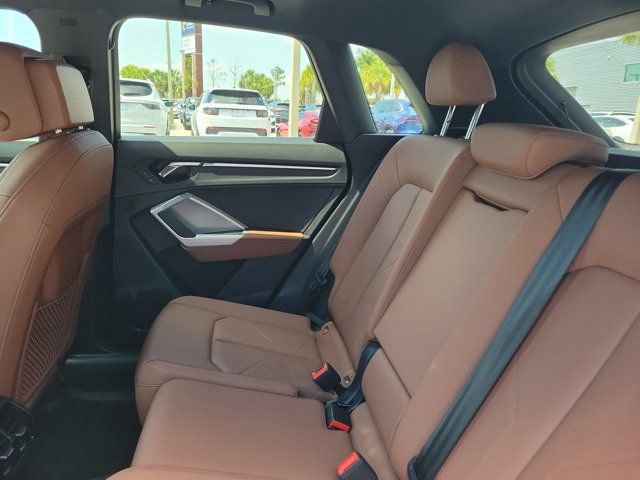 Used 2022 Audi Q3 2.0T Premium image 11