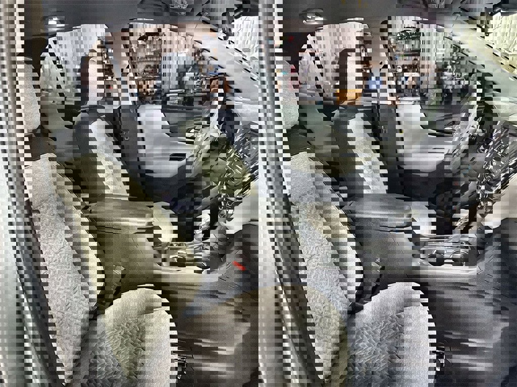 Used 2024 Chevrolet Equinox LS w/ Driver Confidence II Package image 30