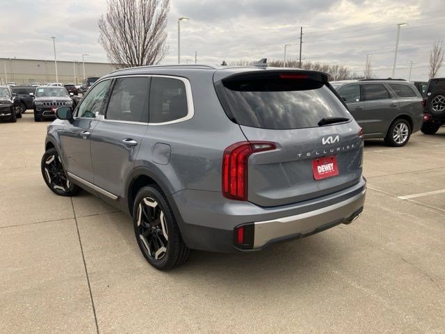 Used 2025 Kia Telluride S image 6