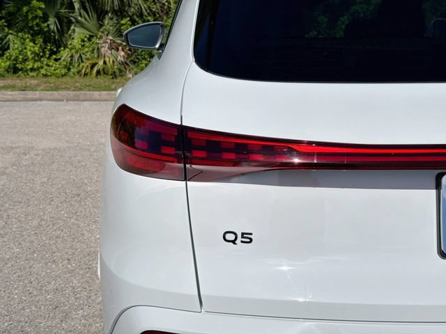 Used 2025 Audi Q5 Premium w/ Convenience Package AWD/4WD image 10