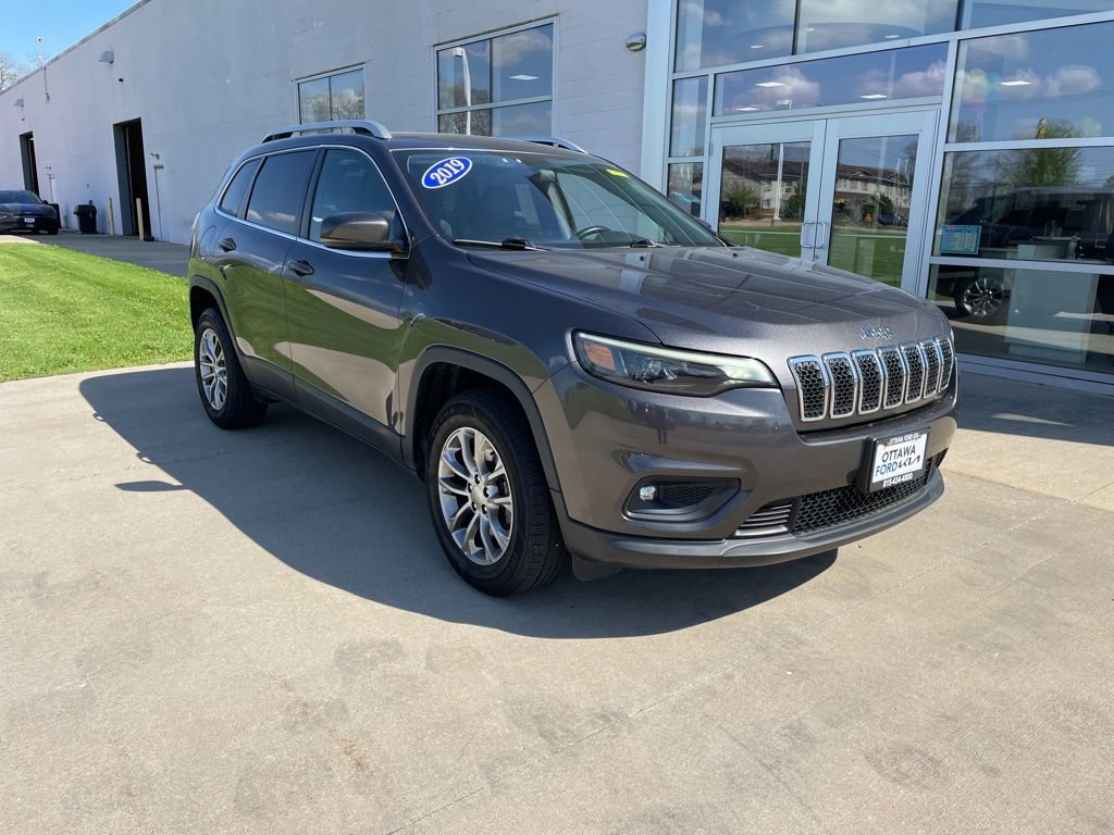 Used 2019 Jeep Cherokee Latitude Plus