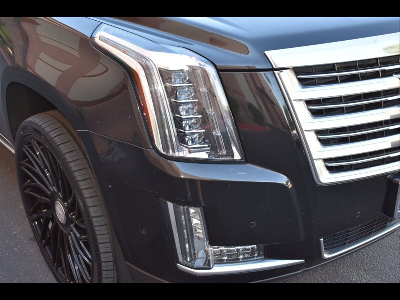 Used 2017 Cadillac Escalade Platinum AWD/4WD image 48