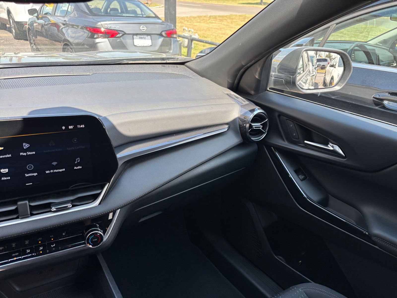 Used 2025 Chevrolet Equinox LT FWD image 35