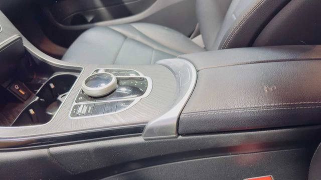 Used 2019 Mercedes-Benz C 300 Sedan image 24