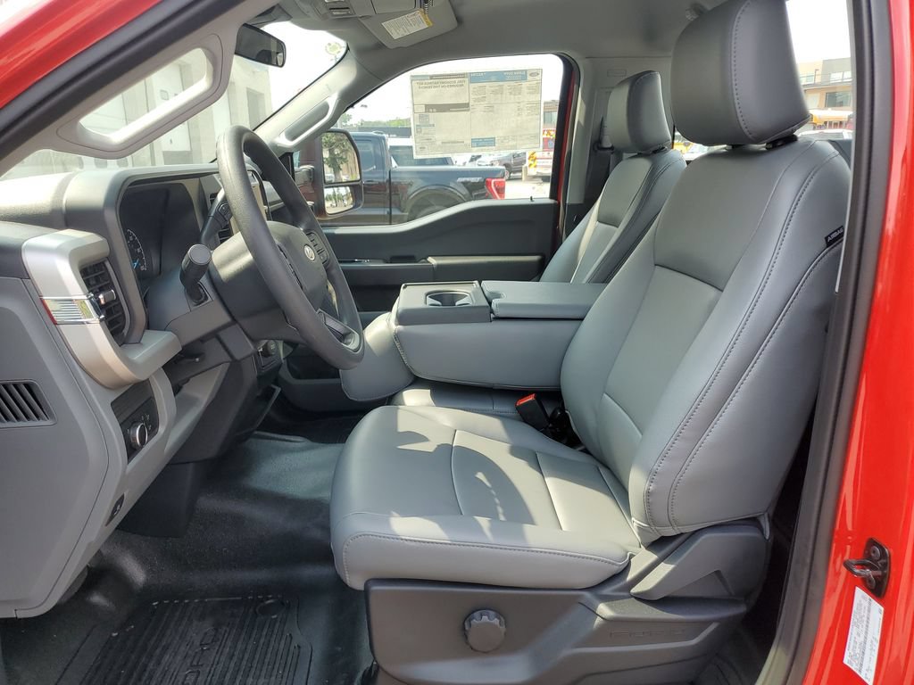 New 2026 Ford F550 2WD Regular Cab Super Duty image 16