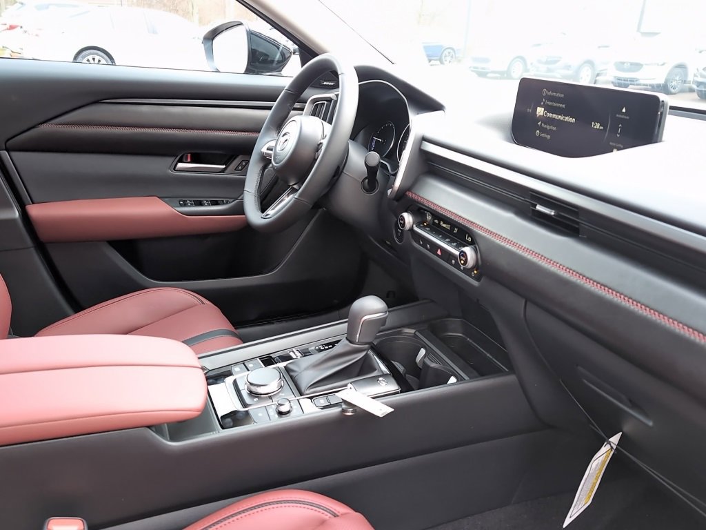 New 2026 MAZDA CX-50 AWD 2.5 Hybrid w/ Weather Package image 8