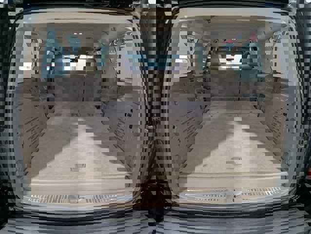 Used 2015 GMC Yukon XL SLT image 32