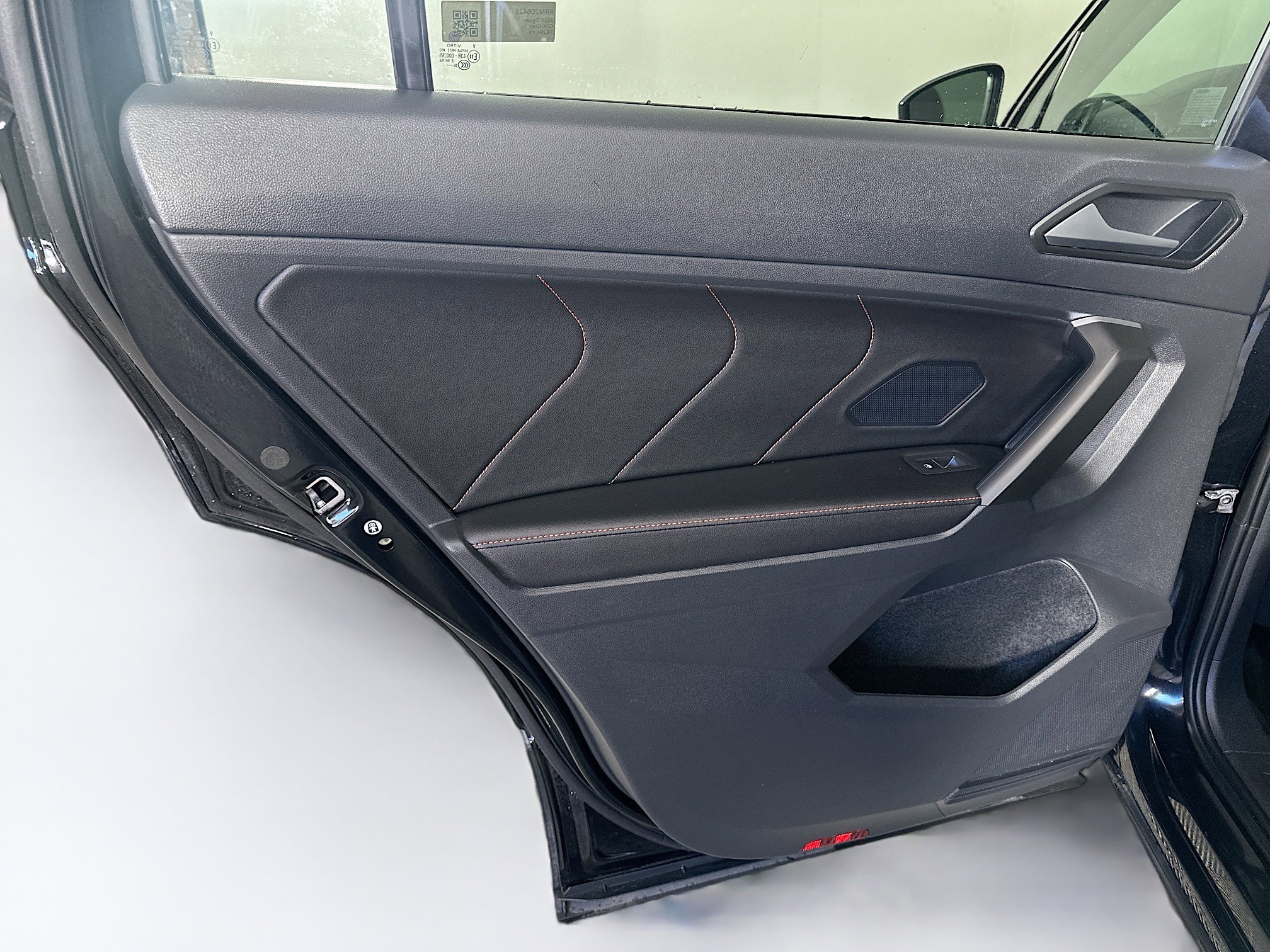 Used 2024 Volkswagen Tiguan Wolfsburg Edition image 24