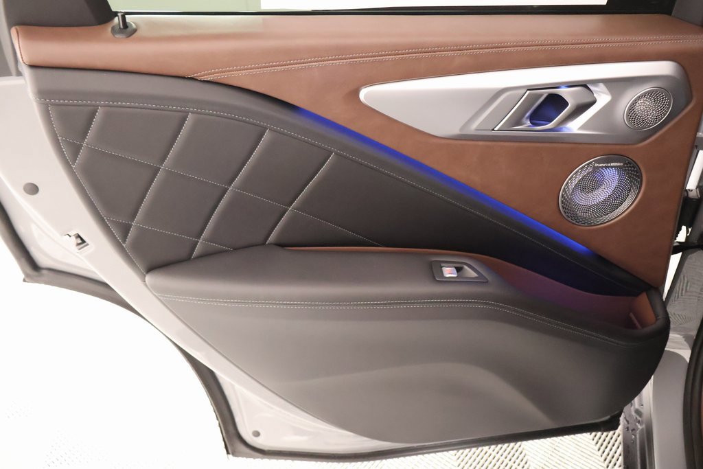 New 2026 BMW XM Label Red image 17