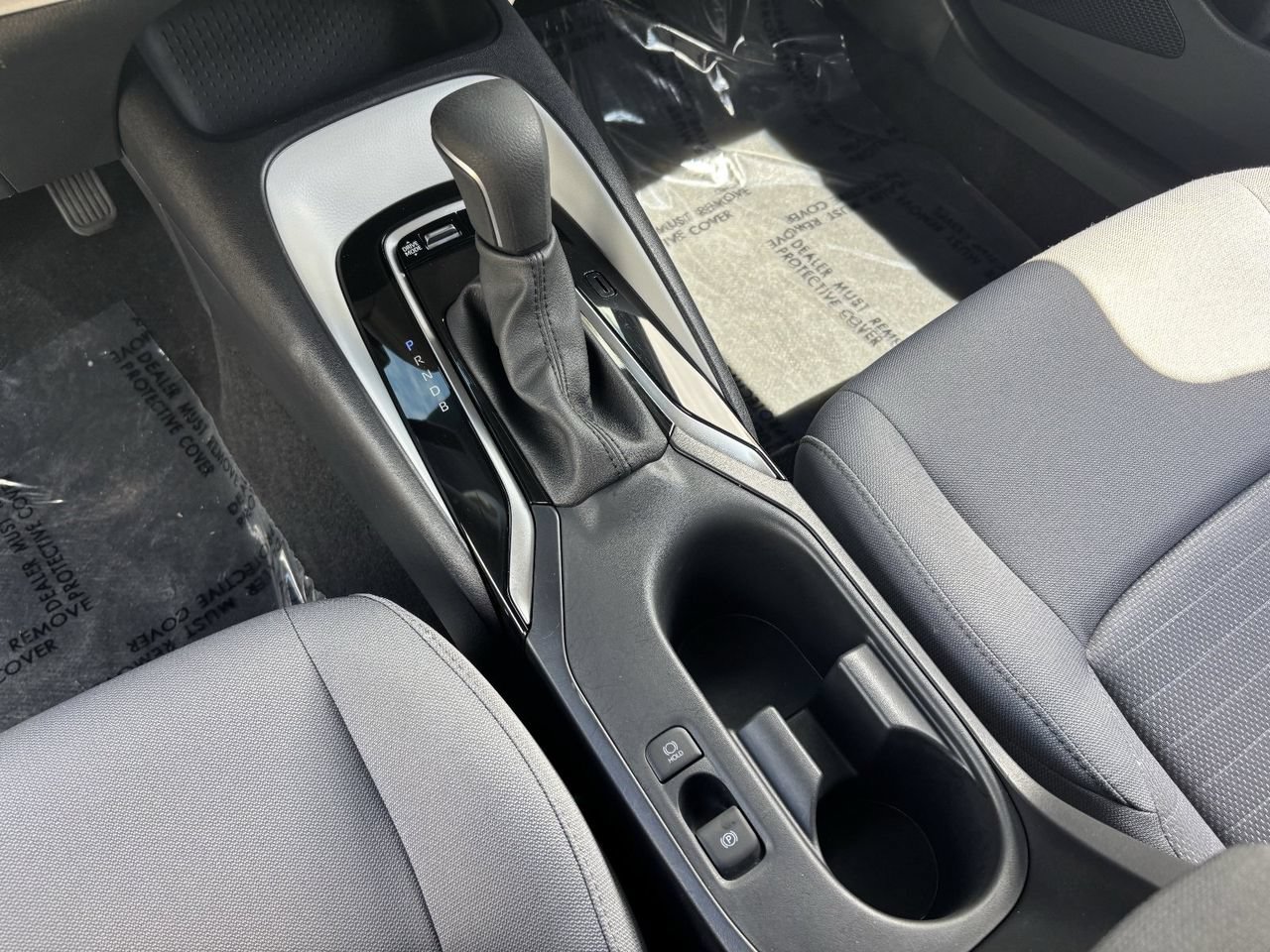 Used 2026 Toyota Corolla SE w/ Carpet Mat Package (TMS) FWD image 23