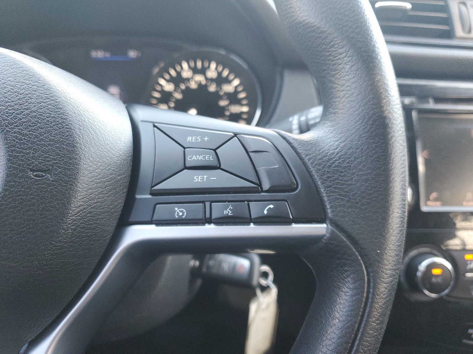 Certified 2019 Nissan Rogue S image 19