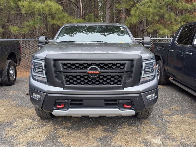 Used 2021 Nissan Titan PRO-4X w/ Pro-4x Convenience Package image 3