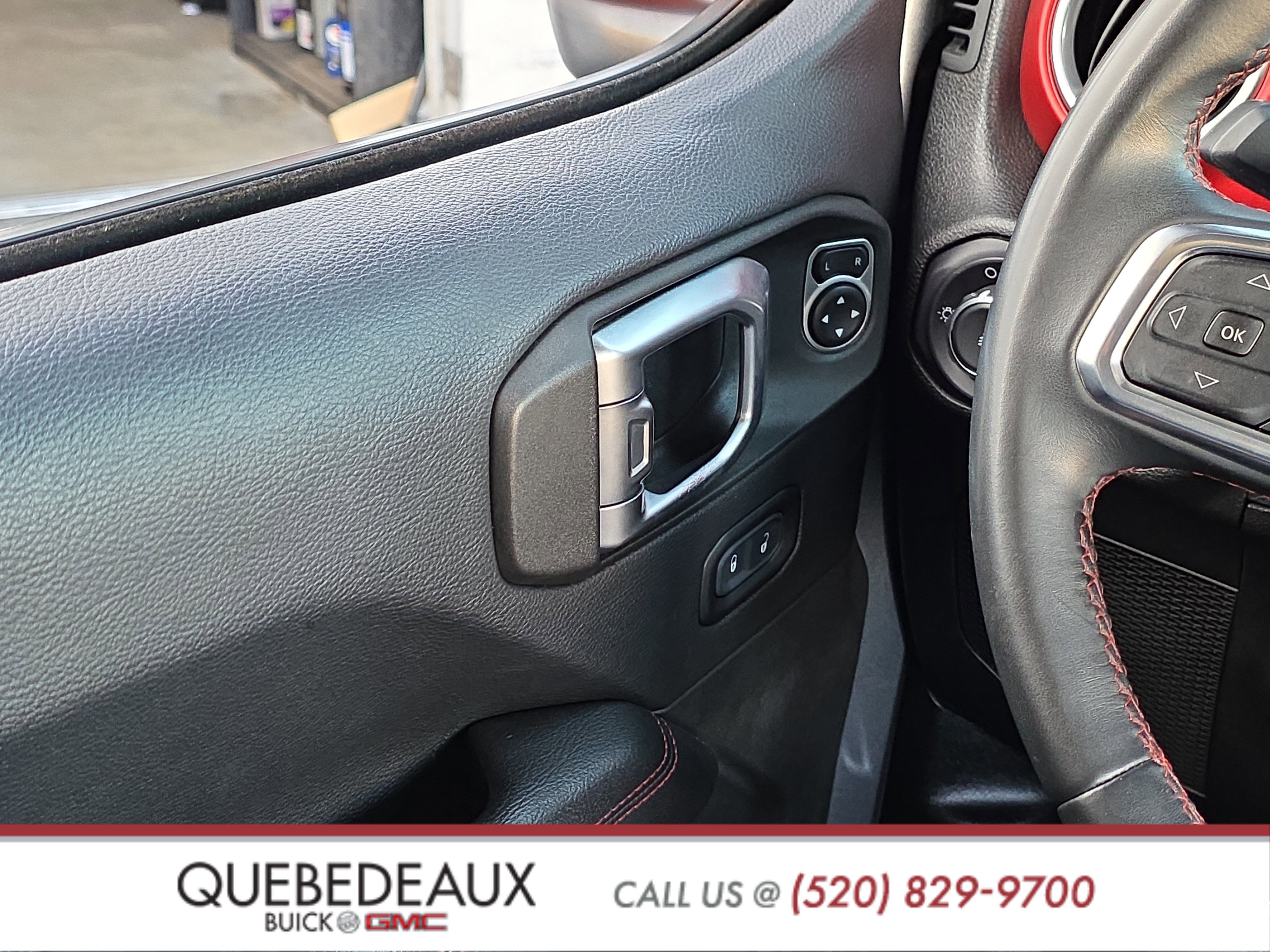 Used 2018 Jeep Wrangler Unlimited Rubicon AWD/4WD image 25